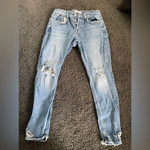 Zara Men’s Distressed Jeans